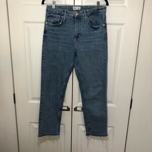 Zara Light Wash High Rise Raw Hem Jeans Size US 8